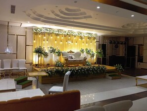 مطعم