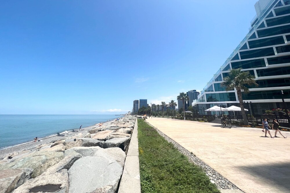 GLOBALSTAY Batumi View Apartments. Beach