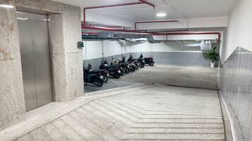 Tempat parkir
