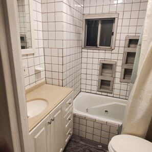 Handtücher, Toilettenpapier