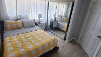 3 bedrooms, WiFi, bed sheets