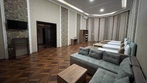 Quadruple Room | Desk, blackout curtains, soundproofing, iron/ironing board (on request) - Al Arda Avenue (Tashkent)