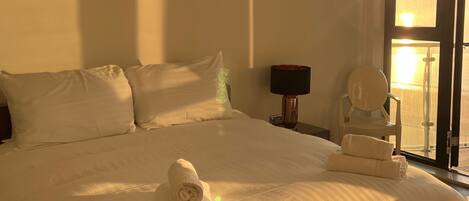 3 bedrooms, iron/ironing board, travel cot, free WiFi