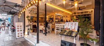 Patong Social Hotel & Restaurant