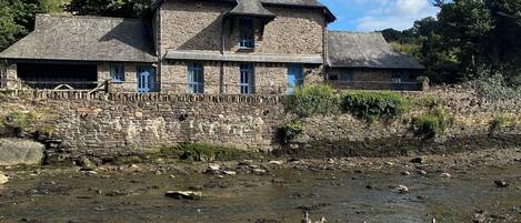 ChaumiÚre | Extérieur