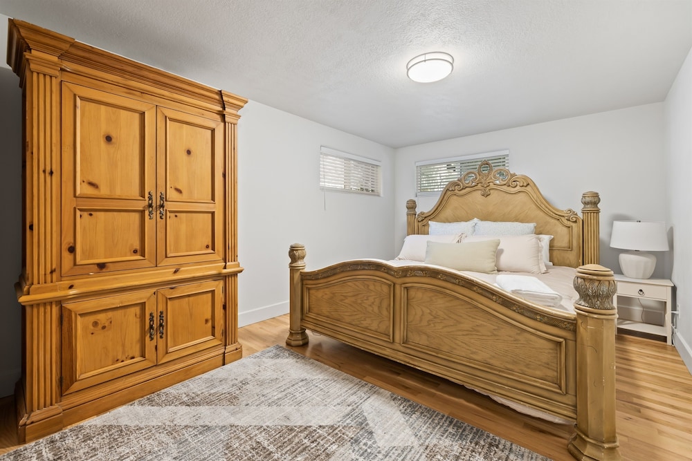 Spacious Midcentury Home W/ Kid's Secret Hideout Boise Vrbo