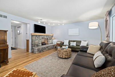 Spacious Midcentury Home | Kid's Secret Hideout