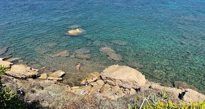 Villa Teresa by the sea, relaxation, lovely view, wild nature.