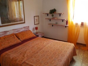 5 bedrooms, desk, iron/ironing board, travel crib - Villa Teresa by the sea, relaxation, lovely view, wild nature. (CastelSardo)