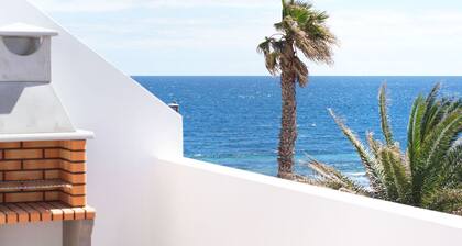 ATTIC! Two bedrooms near the sea