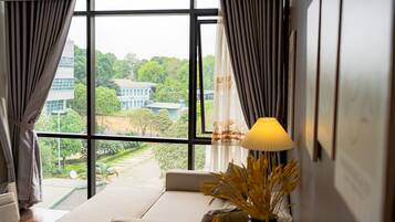 Superior-Apartment, 1 Queen-Bett und Schlafsofa | Schreibtisch, kostenloses WLAN, Bettwäsche