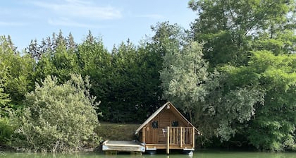 Cabane sur L'eau