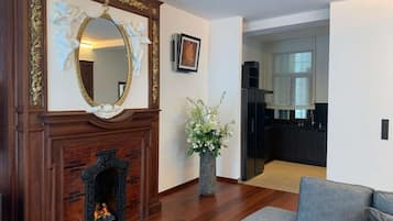 Fernseher, Kamin, Videospiele