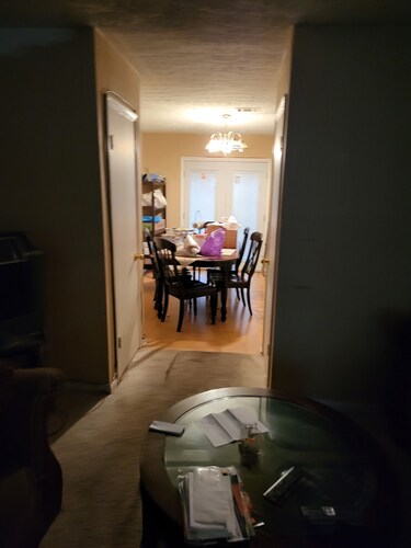 Nice place to chill like home 