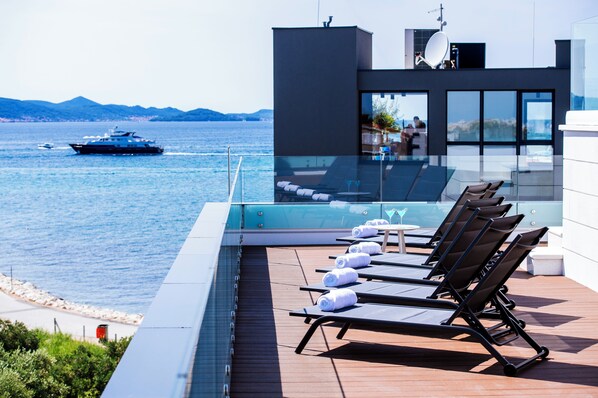 Luxury Penthouse | Terrace/patio