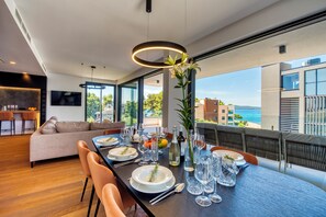 Luxury Penthouse | In-room dining - Crystal Holiday Residence II (Sukosan)