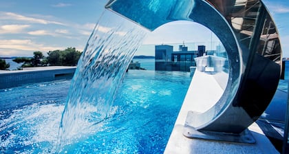 Crystal Holiday Residence II