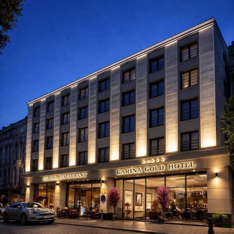 Front of property. Carina Gold Hotel and Restaurant