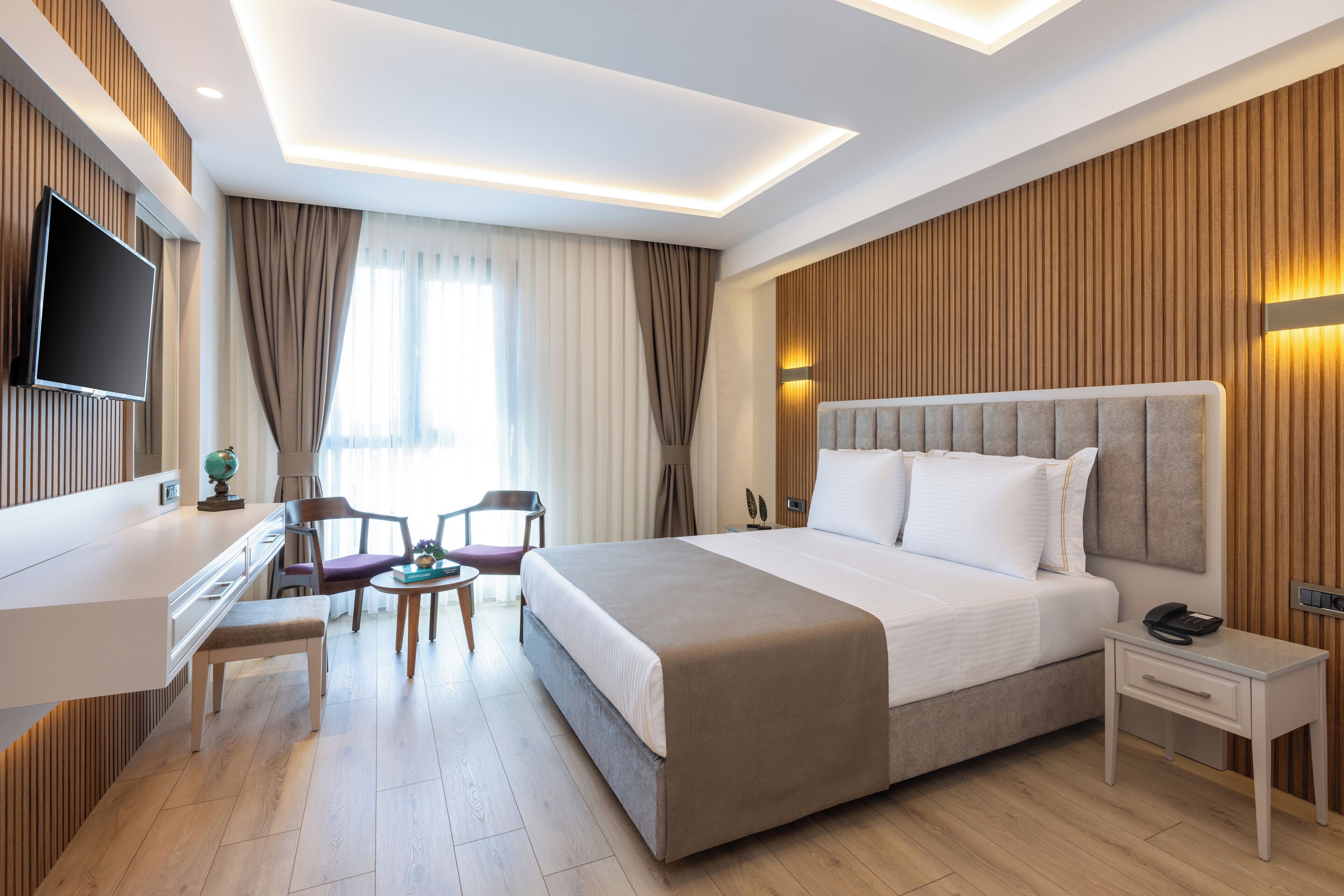 Egyptian cotton sheets, premium bedding, pillow-top beds, minibar