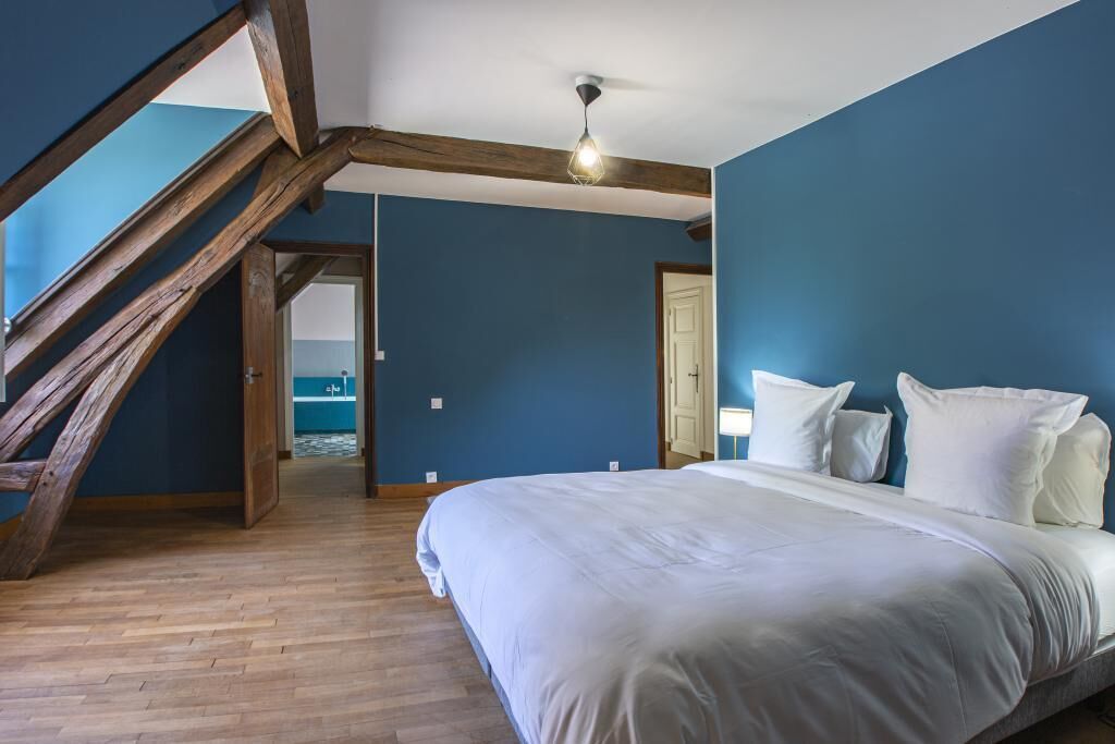 8 chambres, fer et planche à repasser, lit parapluie, Wi-Fi gratuit