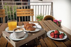 Outdoor dining - Apartamento de 2 Dormitorios 1ª (Estella)
