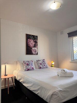 1 bedroom, desk, iron/ironing board, free WiFi