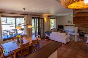 럭셔리 빌라 | 거실 공간