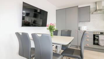 Cottage | Tempat makan