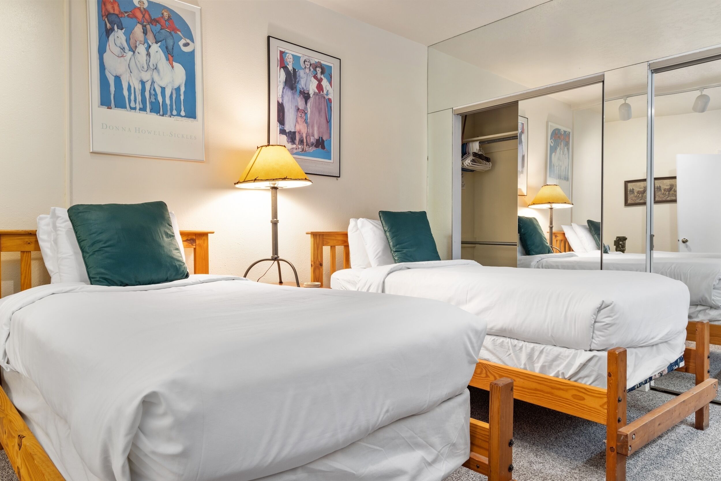 3 bedrooms, desk, iron/ironing board, WiFi