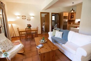 Luxury Villa | Living area - Luxury Villa Nefeli w Private Pool (Skiathos)