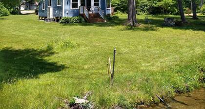 Lakeside Cottage On Tacoma lakes