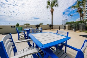 Apartamento, 2 habitaciones | Restaurante al aire libre