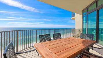 Apartment, 3 Schlafzimmer | Unterkunftsgelände