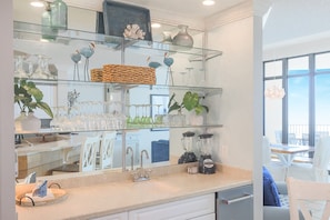 Private kitchen - Phoenix West 1606 3 Bedroom Condo (Orange Beach)