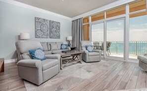 Appart'hôtel, 3 chambres | Coin séjour