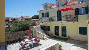 Front of property - Central Old Town Rooms 1 (Split)