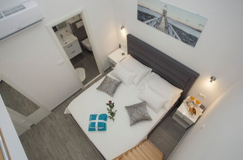 Central Old Town Rooms 1