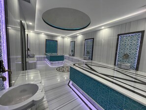 Sauna, steam room, Turkish bath, body treatments, mud baths