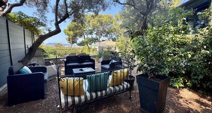 Petite Maison Avec Vue, au Calme sur les Hauteurs de Toulon