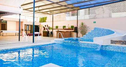 HabitaciĂłn Privada de Hostal Hostel con Alberca en Guadalajara Jalisco