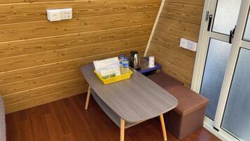 Cubrecamas, wifi gratis y ropa de cama
