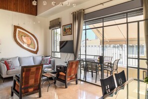 Apartment | Living area | TV - Spacious 3BR Apt with Terrace  (Tel Aviv)