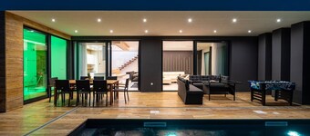 Luxury Villa Jackpot with indoor and outdoor pool