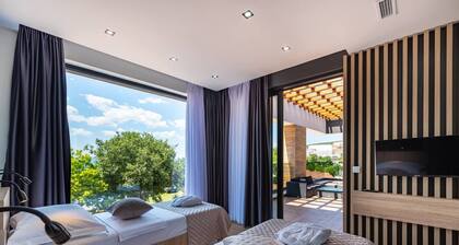 Luxury Villa Jackpot with indoor and outdoor pool