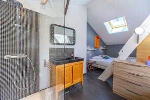 3 Schlafzimmer, Bügeleisen/Bügelbrett, kostenloses WLAN, Bettwäsche