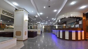 Lobby sitting area -  Sevcan Hotel (Istanbul)
