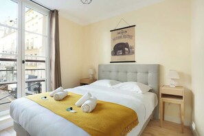1 chambre, fer et planche à repasser, lit parapluie, Wi-Fi gratuit
