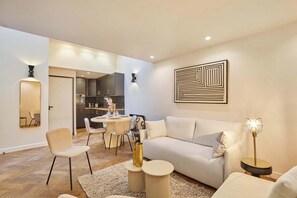 Smart TV, offices