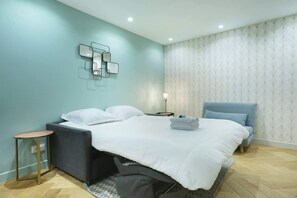 1 soverom, strykejern/-brett, wi-fi (inkludert) og sengetøy