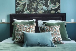 2 quartos, ferros/tábuas de passar roupa, Wi-Fi de cortesia